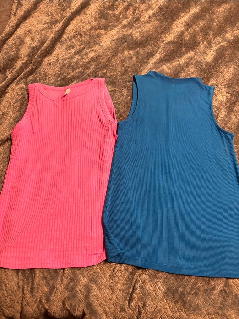 2 Zenana Mock Neck Sleeveless tops.